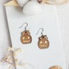 Boucles d'oreilles en bois vernies