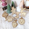 Sachet de 8 ornements en bois pour le sapin